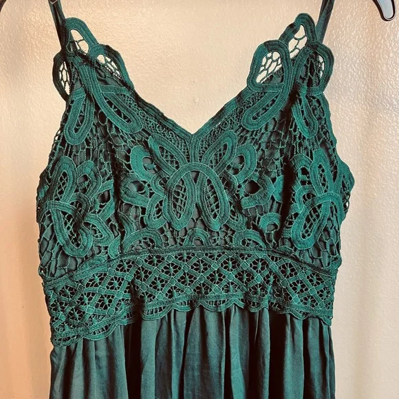 Maxi Dress Emerald Green Lace - Picture 2 of 6